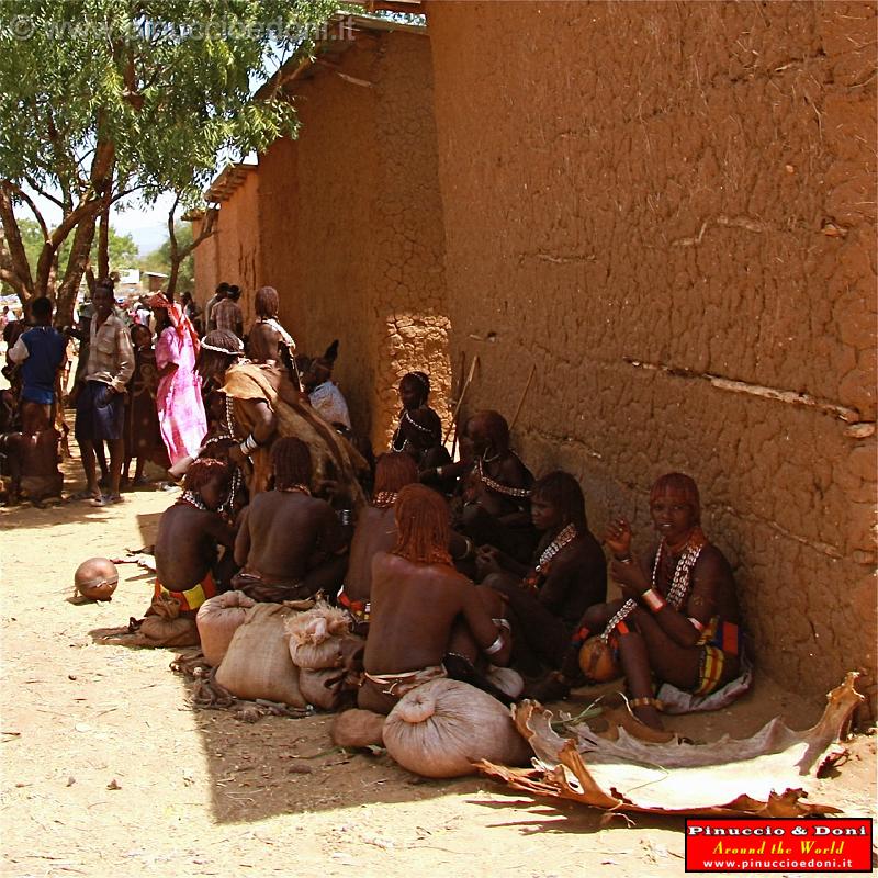 Ethiopia - Turni - Mercato degli Hammer - Hamer Market - 51.jpg